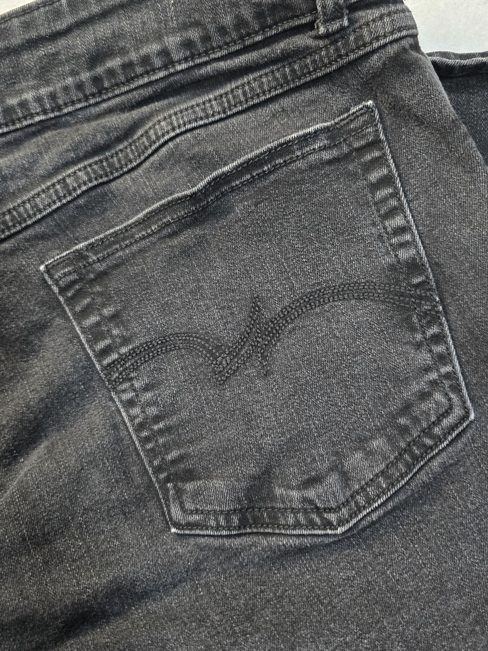 Wrangler Women's Black Boot Cut Jeans - Classic Black Denim - Picture 4 of 9
